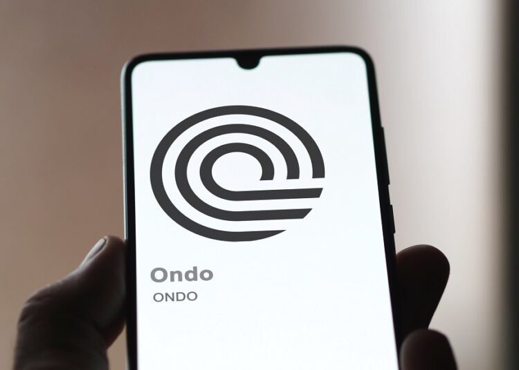Logotipo de Ondo Finance en un teléfono móvil.