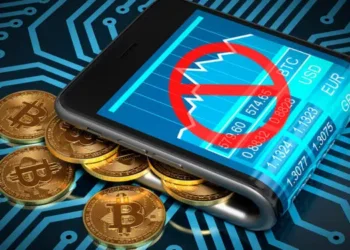 varios bitcoins saliendo de una billetera sancionada