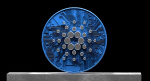 Logo digital de Cardano sobre un fondo tecnológico simbolizando a Google Cloud