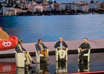 Panel de la conferencia Plan B Forum en 2025