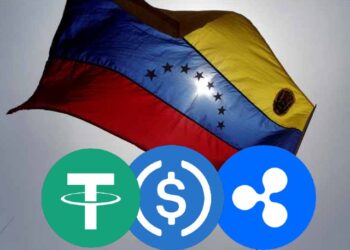 Bandera de Venezuela con los logos de las stablecoins USDT, USDC y RLUSD.