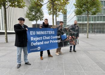 Activistas de CitizenGO se movilizan contra Chat Control. Fuente: CitizenGO.