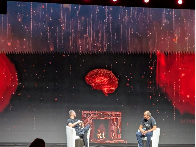 Fotografía de Paolo Ardoino y Marcus Gerhardt durante el evento Plan ₿, en Suiza.