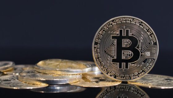 Bitcoin arriba de USD 126.000 marca nuevo máximo histórico