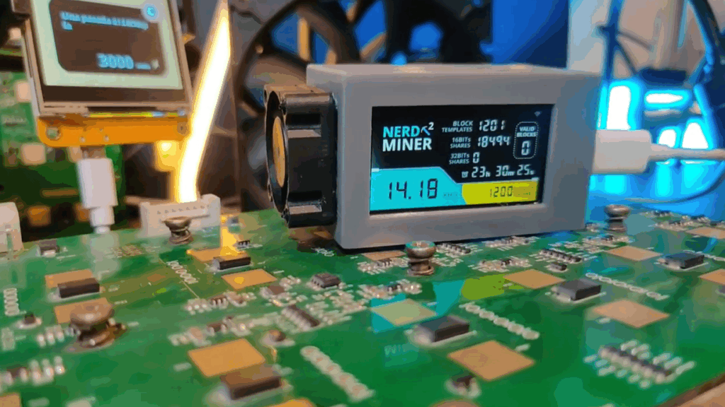 NerdMiner v2 photo.