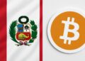 Bandera de perú junto al logo de bitcoin