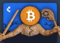 Moneda de Bitcoin dorada reemplazando la cabeza de un hombre, que sostiene una espada en la mano izquierda y un bastón que simboliza al Estado en la mano derecha.