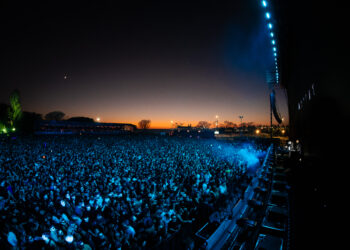 Foto de show vendido en NFT por BOMBO.