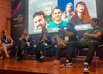 Panel de la Blockchain Summit Latam 2025 Colombia