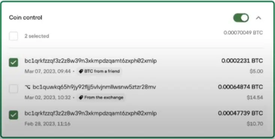 Interfaz de Coin Control en Trezor Suite.