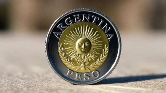 Arranca la carrera por las stablecoins del peso argentino