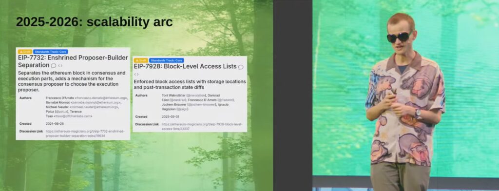 Vitalik Buterin da una presentación en el main stage de La Rural, en la DevConnect Buenos Aires.