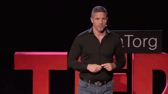 “La economía no está bien, se está desplomando”: Henrik Zeberg