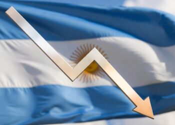 Flecha bajando y bandera de Argentina detrás