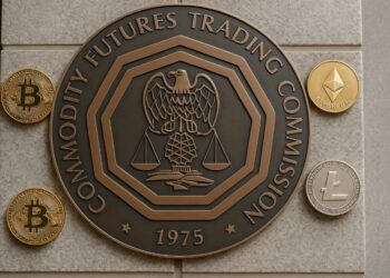 Logo de la CFTC junto a criptomonedas alrededor.