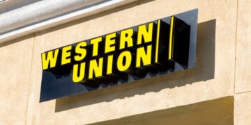 Fotografía de fachada de sucursal de Western Union.