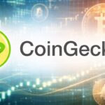 Logo de CoinGecko sobre un fondo difuminado con gráficos de velas y monedas de Bitcoin