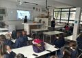 Fotografía de clases del proyecto Escuelas y Bitcoin en ediciones pasadas.