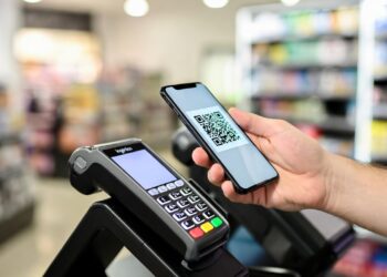 Terminal de pago POS con escaneo de QR.