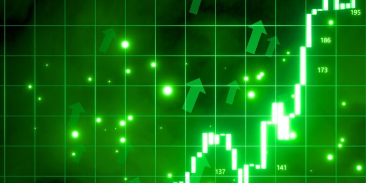 Gráfico de velas y flechas verdes.