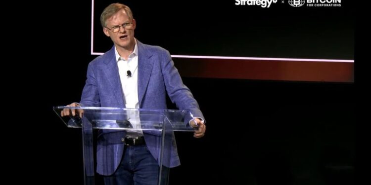 Mike Belshe, CEO de BitGo, hablando en el escenario de Bitcoin for Corporations.