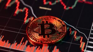 moneda de bitcoin, gráfico de precio en caída y análisis