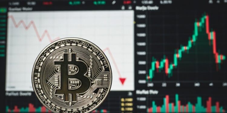 moneda de bitcoin, gráfico de inflación y precio