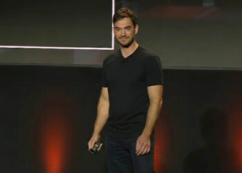 Fotografía del CEO de River, Alex Leishman.