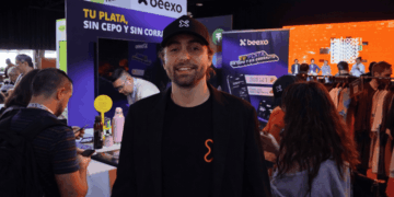 Fotografía de Juan Podestá, desarrollador de Beexo Wallet.