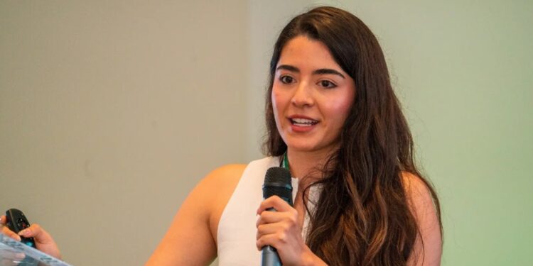 Fotografía a Ana Belén González, fundadora de Ethereum México.