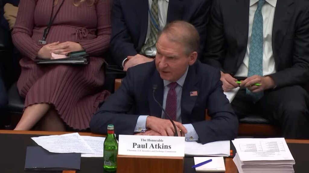 Fotografía de Paul Atkins, jefe de la SEC.