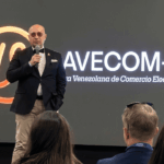 Richard Ujueta, presidente de Cavecom, durante la Cumbre Crypto Global celebrada en Margarita, Venezuela.