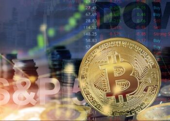 Bitcoin dorado frente a gráfico del S&P 500 con velas y señales de compra/venta.
