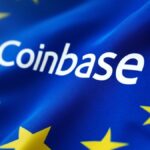 Logo de Coinbase superpuesto sobre la bandera de la Unión Europea.