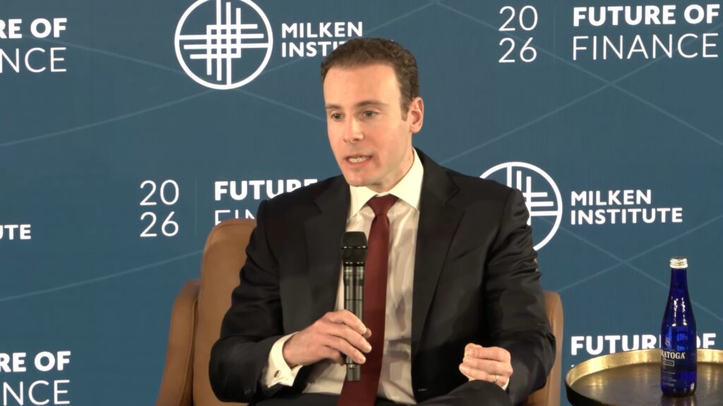 Fotografía del presidente de la CFTC, Michael Selig.