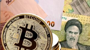 Billetes de Irán de fondo con monedas de bitcoin