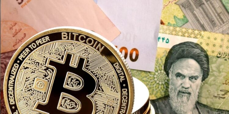 Billetes de Irán de fondo con monedas de bitcoin