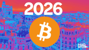 Diseño gráfico con el símbolo de Bitcoin en color naranja sobre fondo azul y morado, acompañado del texto "2026" en letras grandes