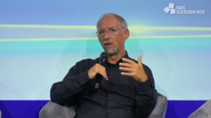 El desarrollador bitcoiner Adam Back en una conferencia.