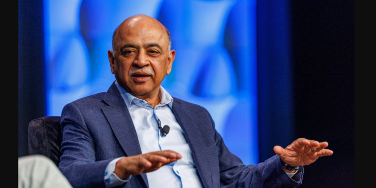 Fotografía del CEO de IBM durante una entrevista.