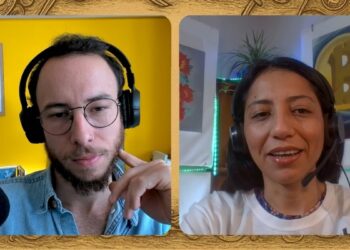 Fotografía de Iván Gómez y Evelyn Lemus en el podcast de CriptoNoticias.