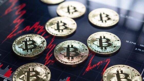 Los ETF rompen su racha de 9 días en verde; bitcoin cae a USD 76.000