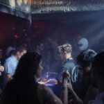 Fotografรญa del DJ venezolano Federico Blank tocando en la fiesta de Techno Veneko en Caracas.