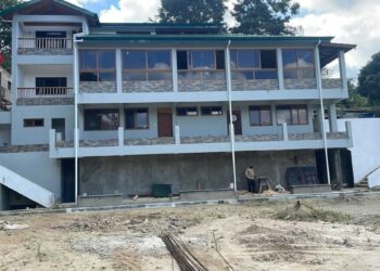 Fotografía del hotel de Bitcoin de República Dominicana en construcción.