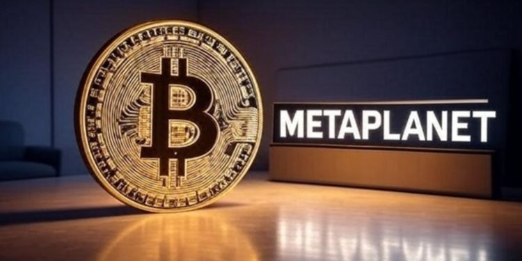 Moneda física de bitcoin junto a un letrero de Metaplanet.
