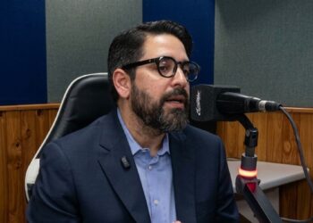 Fotografía del economista venezolano Asdrúbal Oliveros.