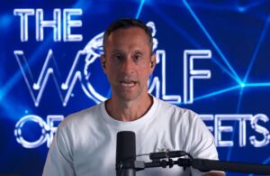 Scott Melker, analista de mercados financieros.