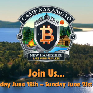 Banner de "Camp Nakamoto" sobre un paisaje de lago y árboles en New Hampshire.