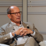 Fred Thiel, CEO de MARA Holdings, durante una entrevista sobre Bitcoin, cuántica, minería, etc.