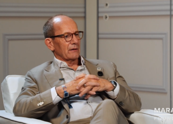 Fred Thiel, CEO de MARA Holdings, durante una entrevista sobre Bitcoin, cuántica, minería, etc.